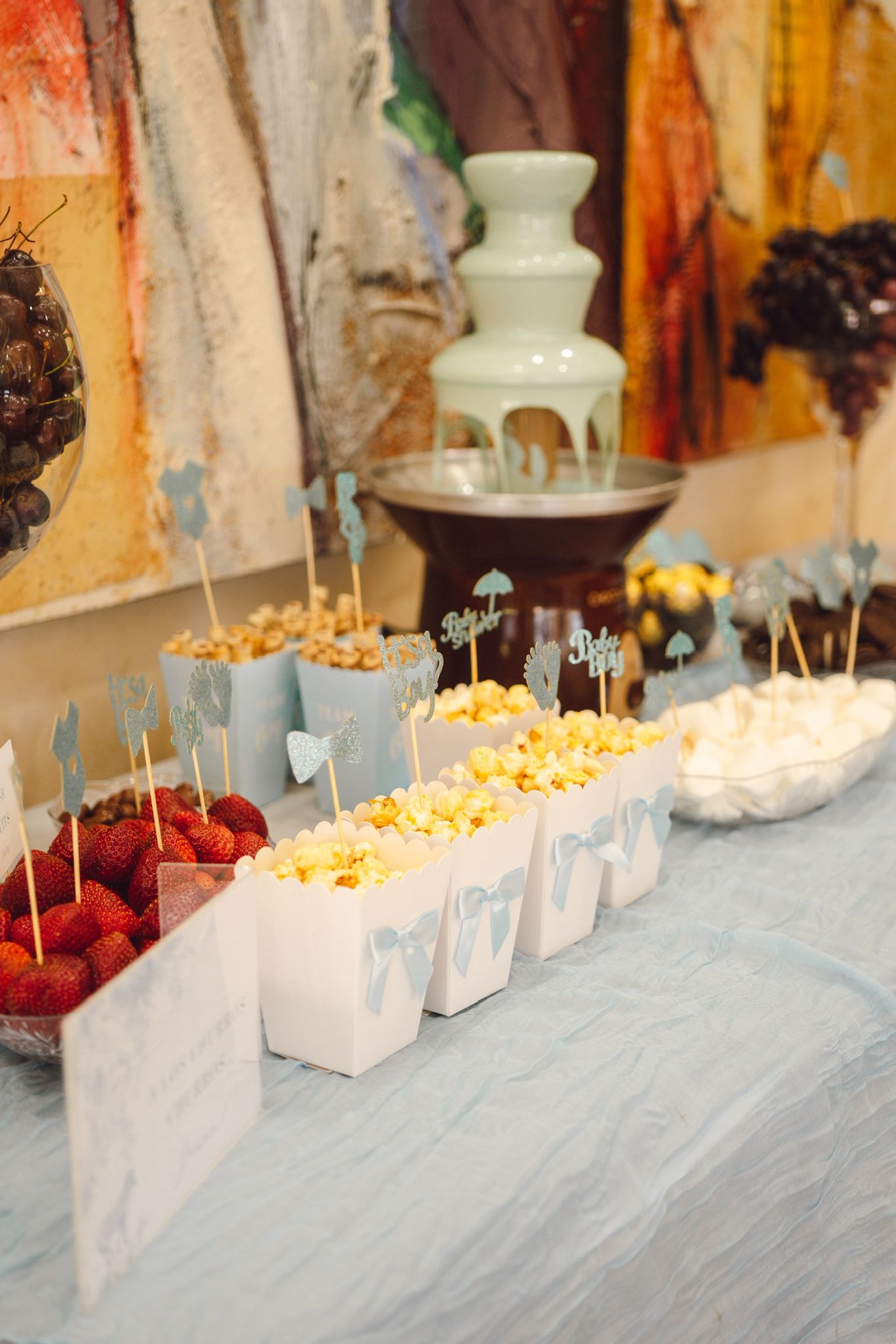 Baby shower decor